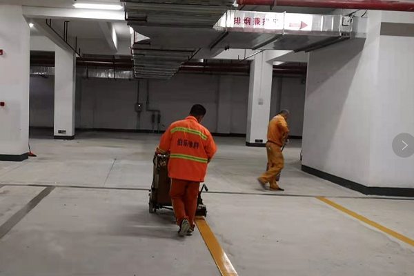 停车场划线